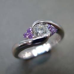 Diamonds Wedding Ring with Amethyst in 14K White Gold